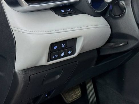 Used 2021 Toyota Highlander Platinum AWD/4WD image 10