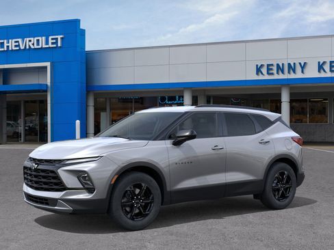 New 2026 Chevrolet Blazer LT w/ Convenience Package image 2