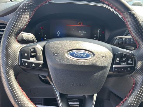 Used 2023 Ford Escape ST-Line AWD/4WD image 16