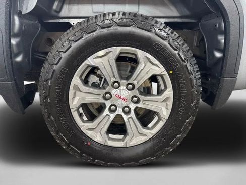 Used 2025 GMC Sierra 1500 SLE w/ Max Trailering Package image 14