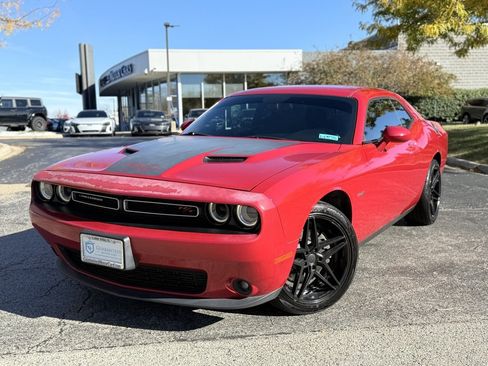 Used 2015 Dodge Challenger R/T w/ Quick Order Package 22B R/T image 24