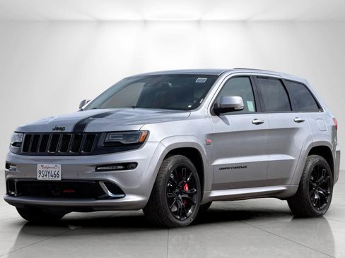 Used 2015 Jeep Grand Cherokee SRT w/ Trailer Tow Group IV AWD/4WD image 7