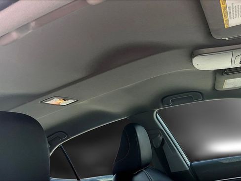 Used 2024 Toyota Camry SE FWD image 28