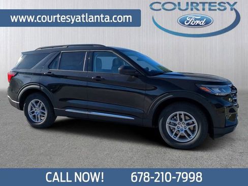 New 2025 Ford Explorer Active w/ Active Comfort Package image 1