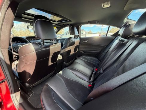 Used 2019 Acura ILX image 5