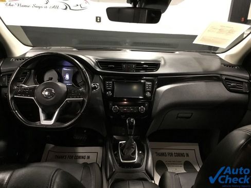 Used 2018 Nissan Rogue Sport SL w/ SL Premium Package AWD/4WD image 24