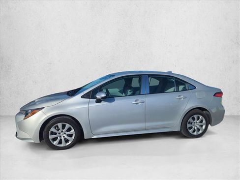 Certified 2024 Toyota Corolla LE FWD image 5