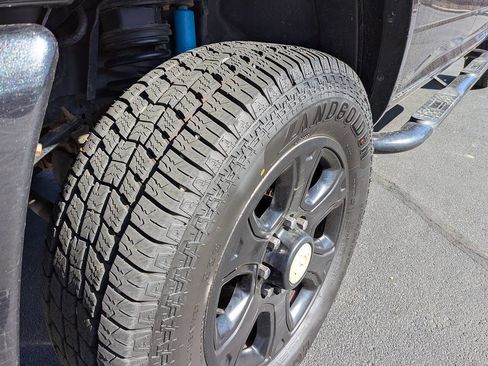 Used 2018 RAM 2500 Laramie w/ Sport Appearance Group AWD/4WD image 25