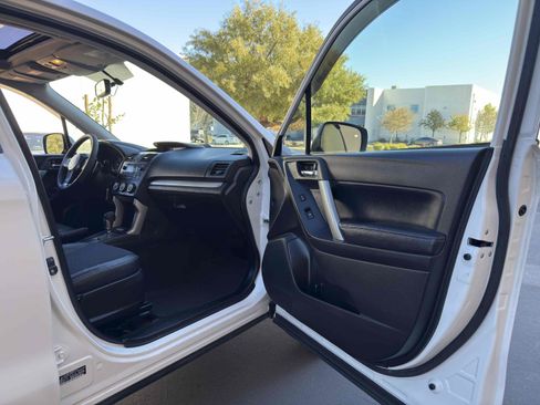 Used 2014 Subaru Forester 2.0XT Premium w/ Popular Package #2 image 52