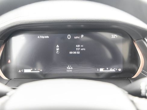 New 2025 Jeep Grand Cherokee Limited image 25