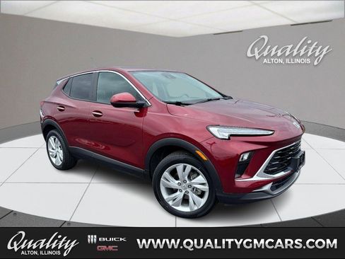 Used 2024 Buick Encore GX Preferred FWD image 1
