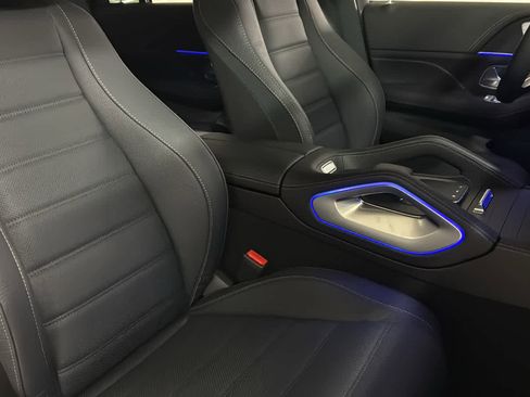 New 2026 Mercedes-Benz GLS 580 4MATIC image 34