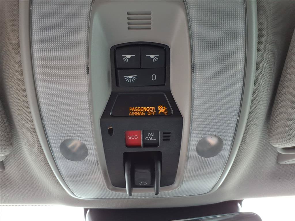 Used 2016 Volvo V60 T5 Cross Country AWD/4WD image 20