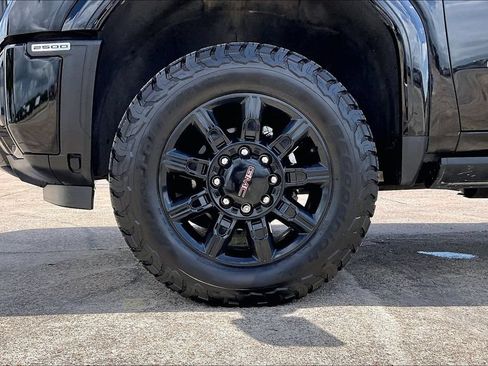 Used 2024 GMC Sierra 2500 AT4 w/ AT4 Premium Plus Package AWD/4WD image 35