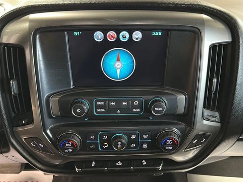 Used 2018 Chevrolet Silverado 1500 LT w/ All Star Edition AWD/4WD image 10
