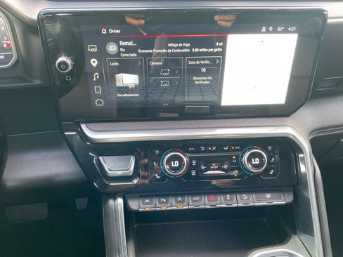 Certified 2023 GMC Sierra 1500 Denali w/ Technology Package AWD/4WD image 11