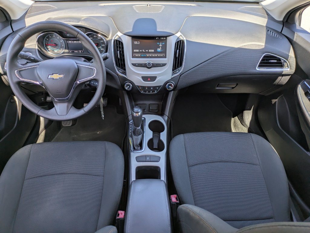 Used 2022 Chevrolet Trax LT w/ LT Convenience Package AWD/4WD image 30