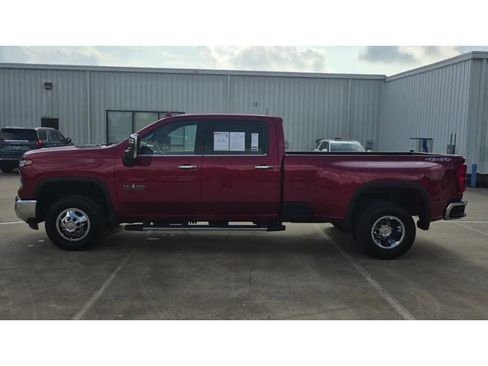 Used 2025 Chevrolet Silverado 3500 LTZ w/ LTZ Texas Edition image 5