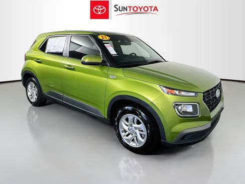 Used 2021 Hyundai Venue SE FWD image 1