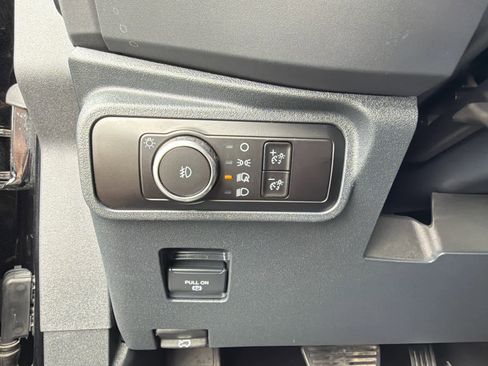 Certified 2025 Ford Bronco Outer Banks AWD/4WD image 27