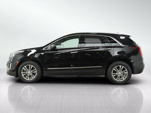 Used 2022 Cadillac XT5 Premium Luxury AWD/4WD image 2