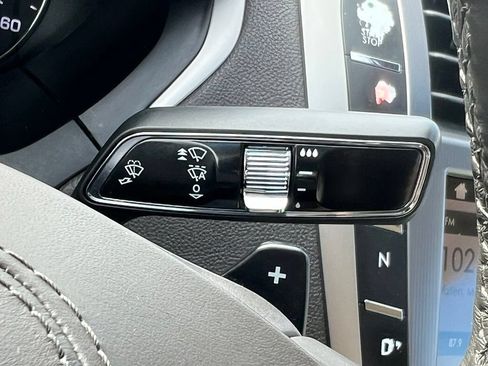 Used 2019 Lincoln MKZ Reserve w/ Reserve Plus Package FWD image 33