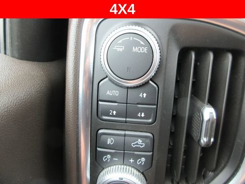 Used 2020 GMC Sierra 1500 SLT w/ SLT Premium Plus Package AWD/4WD image 34