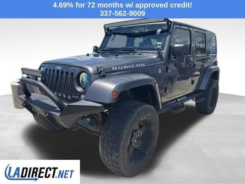 Used 2016 Jeep Wrangler Unlimited Rubicon w/ Connectivity Group AWD/4WD image 4