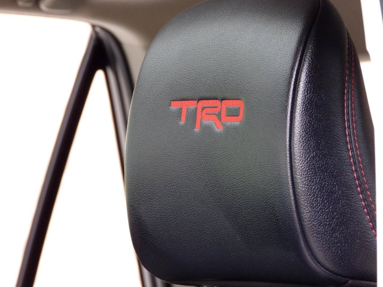 Used 2018 Toyota 4Runner TRD Off-Road Premium AWD/4WD image 33