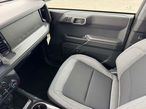 New 2026 Ford Bronco 4-Door AWD/4WD image 30
