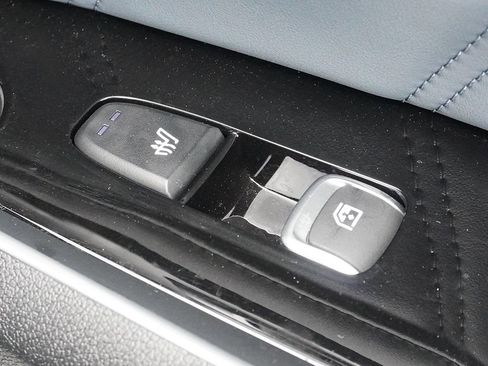 Used 2025 Kia Sorento SX Prestige AWD/4WD image 41