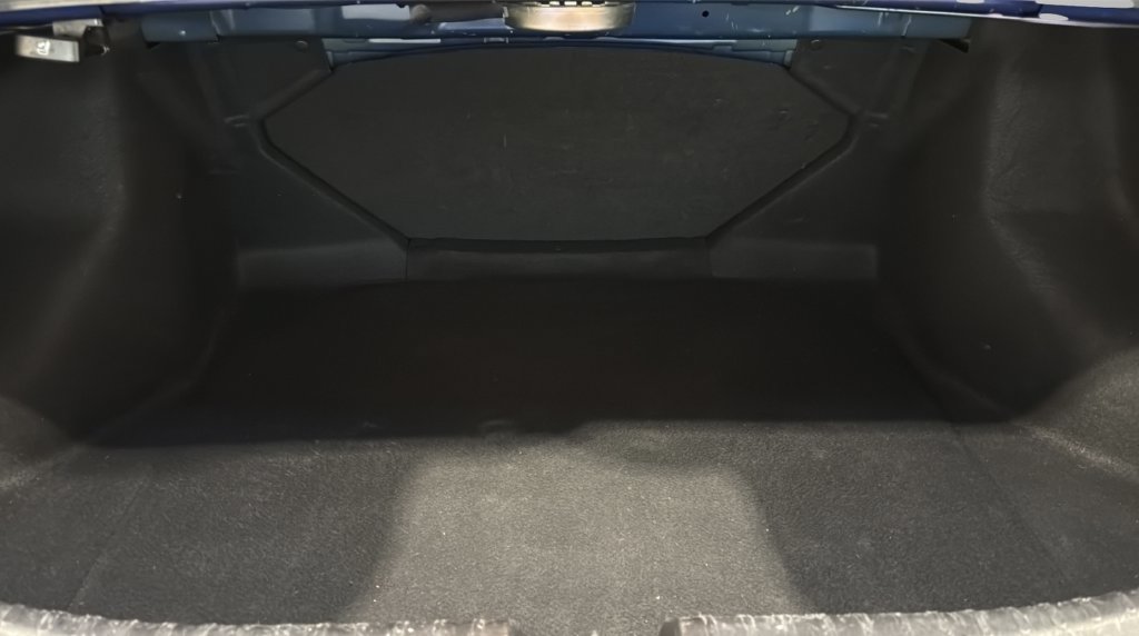 Used 2017 Acura ILX w/ Premium Package FWD image 7