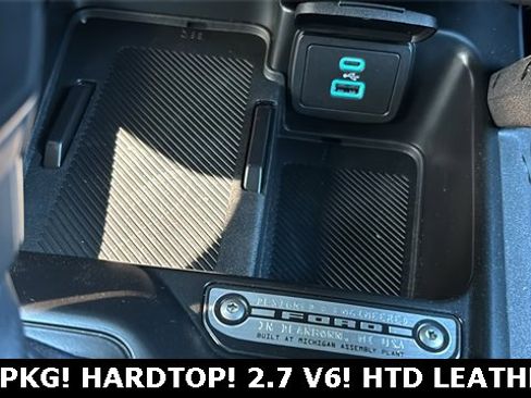 New 2025 Ford Bronco Badlands image 16