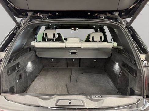 Used 2021 BMW X5 M w/ Competition Package image 19