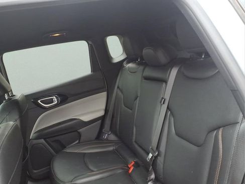 Used 2024 Jeep Compass Limited AWD/4WD image 8