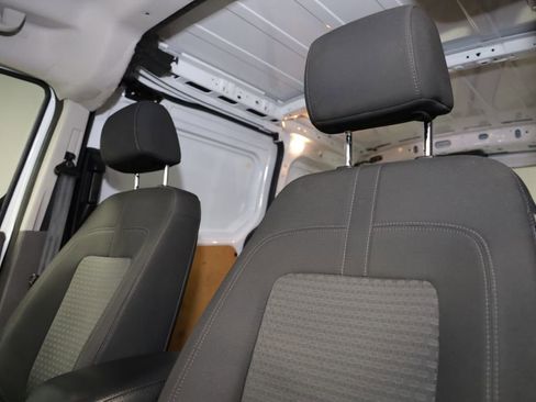 Used 2019 Ford Transit Connect XLT image 13