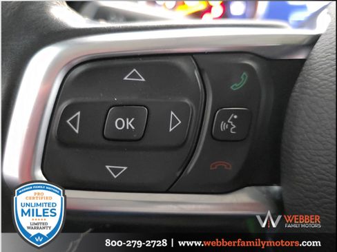 Used 2018 Jeep Wrangler Unlimited Sahara w/ LED Lighting Group AWD/4WD image 26