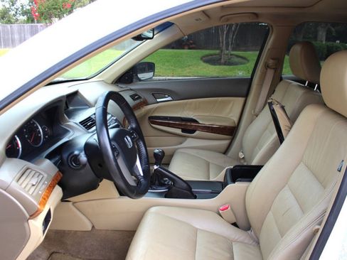 Used 2009 Honda Accord EX-L image 8