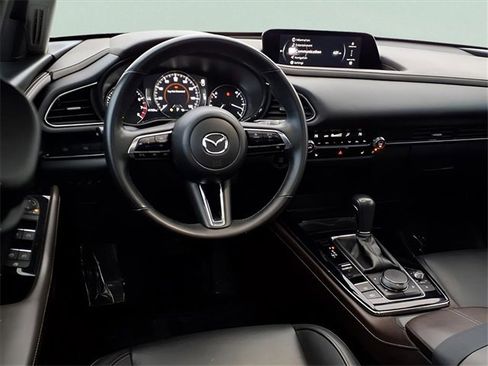 Used 2024 MAZDA CX-30 AWD 2.5 S w/ Premium Package image 2