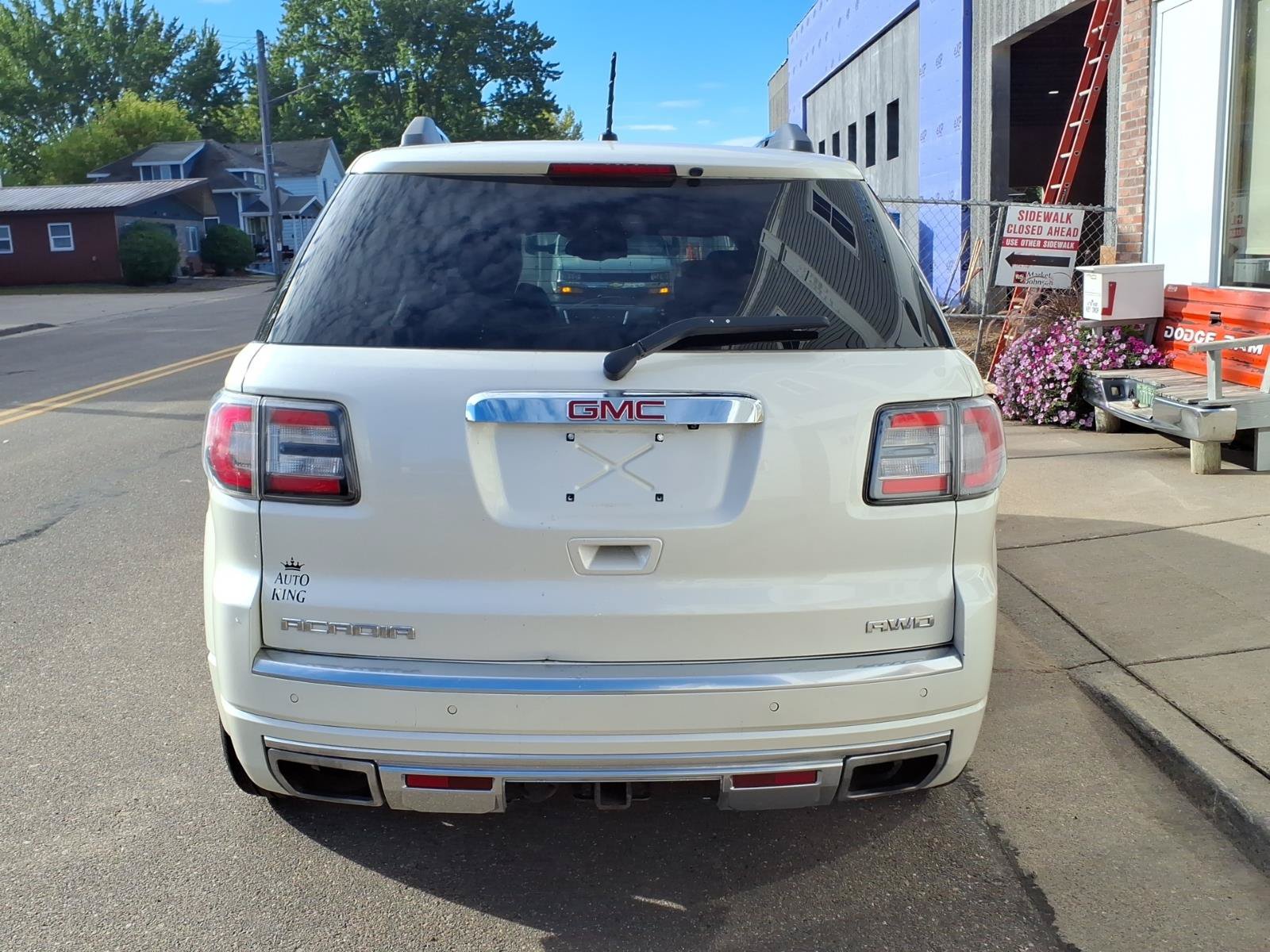 Used 2015 GMC Acadia Denali AWD/4WD image 7