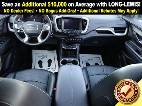 Used 2024 GMC Terrain SLT image 17