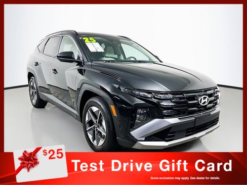 Used 2025 Hyundai Tucson SEL FWD image 1