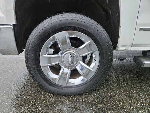 Used 2014 Chevrolet Silverado 1500 LTZ w/ LTZ Plus Package AWD/4WD image 8