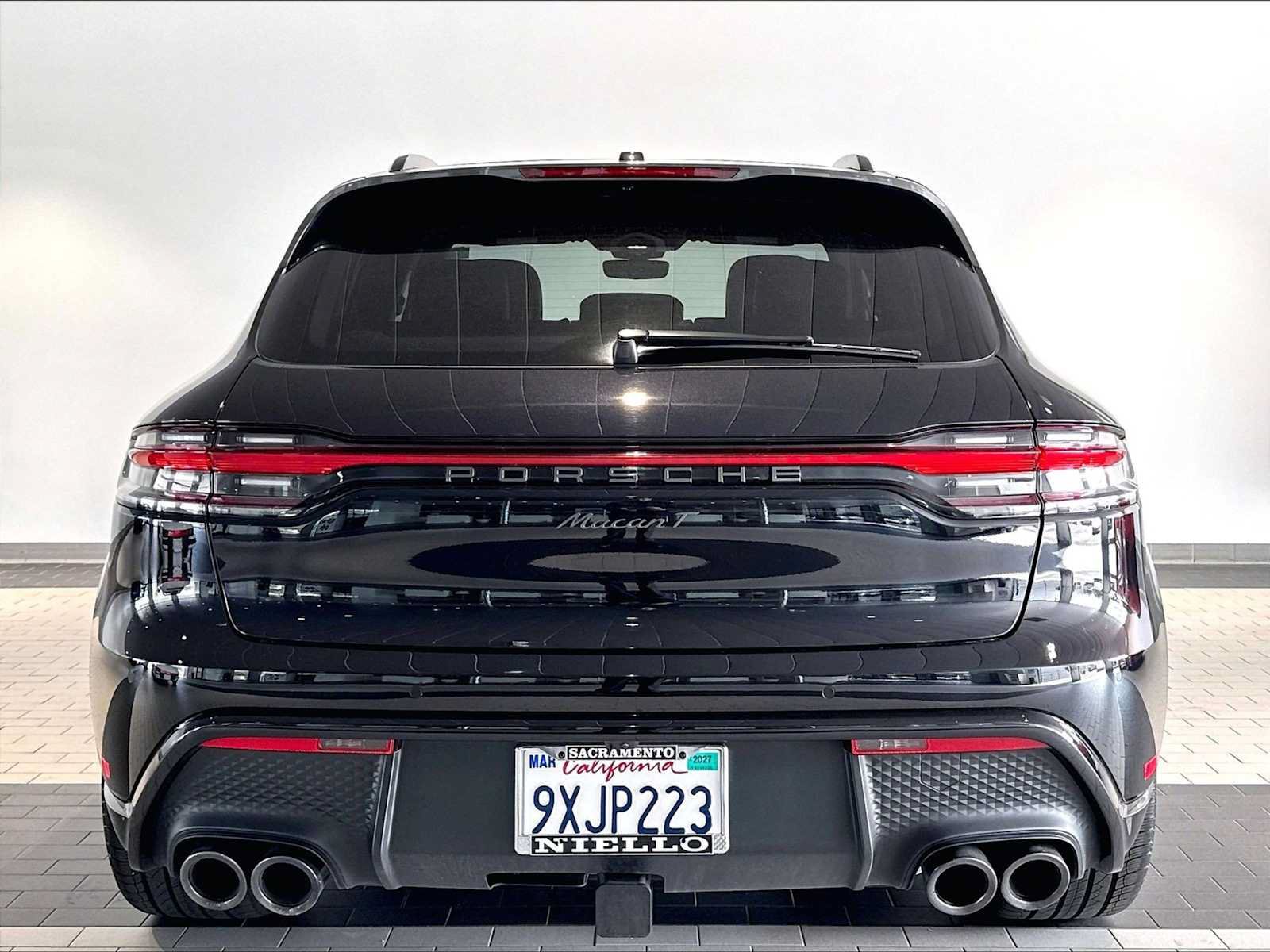 Used 2026 Porsche Macan Turbo AWD/4WD image 10