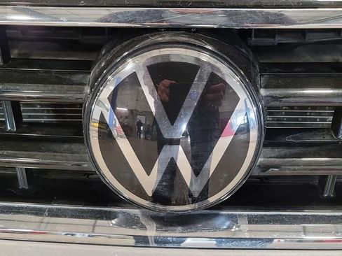 Used 2023 Volkswagen Tiguan SE R-Line AWD/4WD image 30