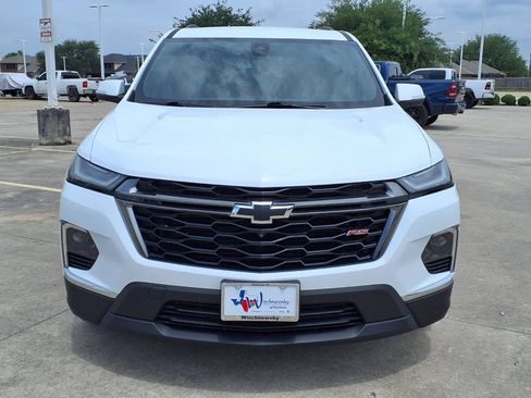 Used 2023 Chevrolet Traverse RS w/ LPO, Roadside Safety Package AWD/4WD image 2