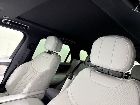 New 2026 Land Rover Range Rover Sport SE AWD/4WD image 14
