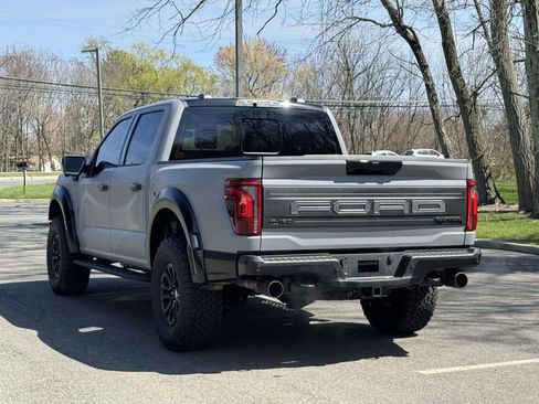 Used 2025 Ford F150 Raptor AWD/4WD image 4