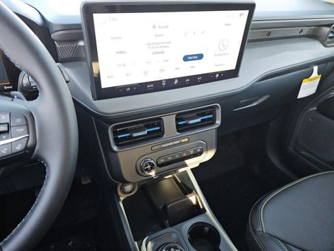 New 2026 Ford Maverick Lobo AWD/4WD image 29