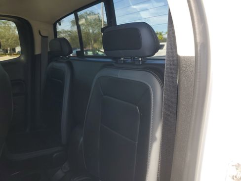 Used 2016 Chevrolet Colorado Z71 image 11